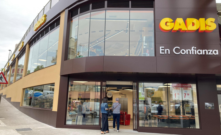 Gadis reabre el supermercado de Santa Cruz tras unas obras que duplicaron su superficie