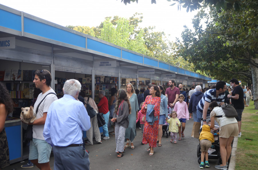 La feria del libro entra en su recta final a falta de tres días repletos de actividades