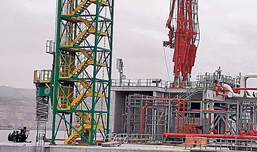 Repsol invertirá 126 millones de euros en el traslado de crudo al Puerto Exterior