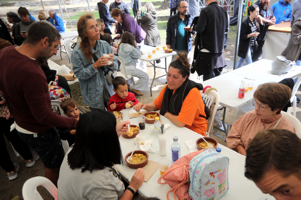 Concurso de tortilla en las fiestas del Barrio de las Flores @Patricia G. Fraga (1)