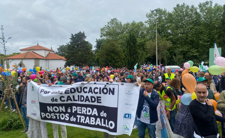 FSIE denuncia que el inicio de curso en Galicia estará marcado por la supresión de 27 unidades