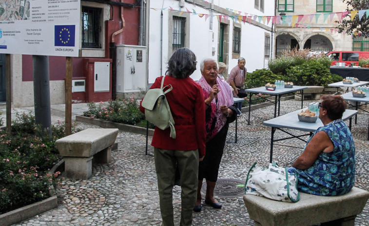 Los vecinos de la Ciudad Vieja en A Coruña proponen un Rosario de tres días y “un plus” de María Pita