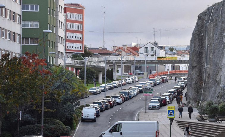 Corte total de tráfico en la avenida de Arteixo hasta  el viernes