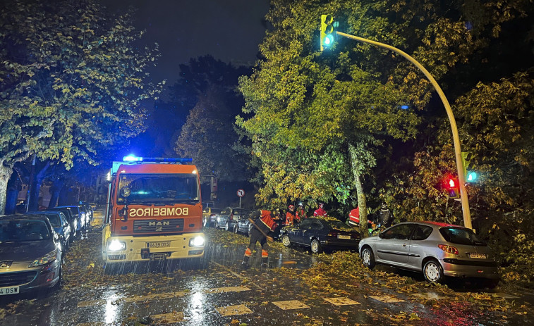 Cientos de incidencias y un herido tras el paso de la borrasca Beatrice por Galicia