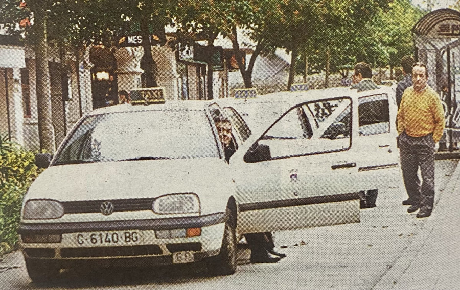 Hace 25 años: Mancha en el puerto y Culleredo, Cambre y Oleiros crean "Taxi da ría"