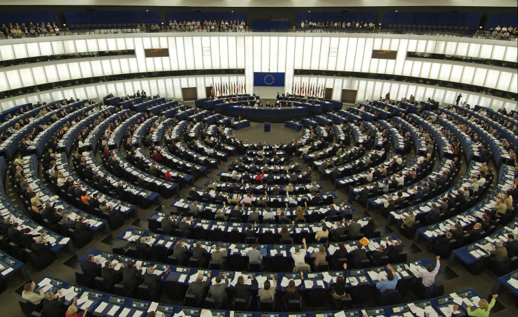 ¿Qué salario, dietas y pensión recibe un diputado del Parlamento Europeo?