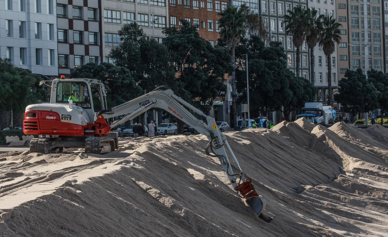 La duna de Riazor cambiará su diseño para hacerlo más resistente a las olas