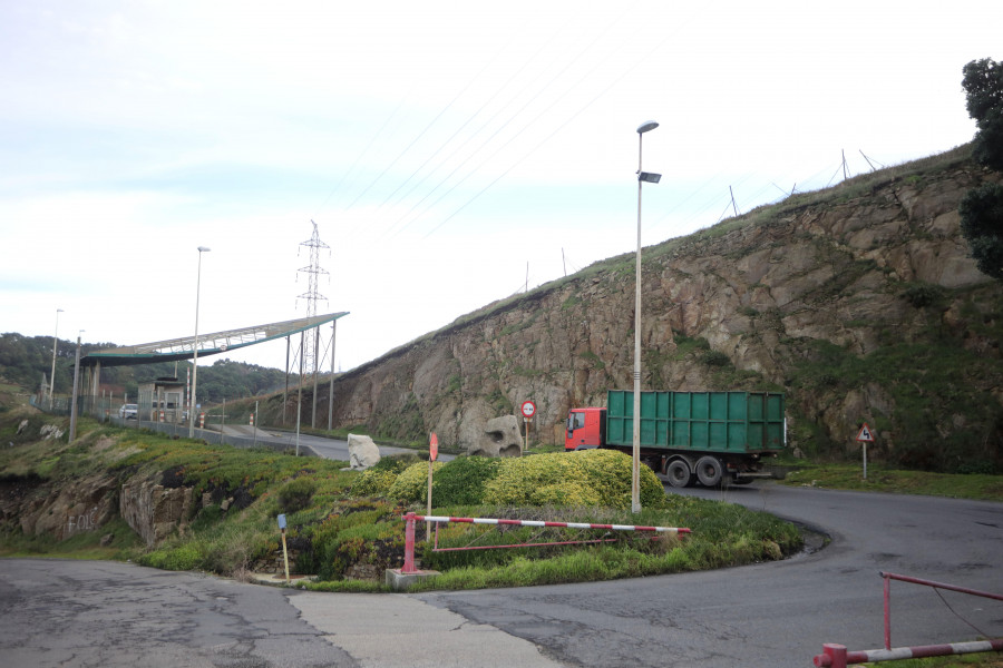 Arrecian las críticas de la oposición por las incertidumbres sobre  el modelo de reciclaje de la planta de Nostián