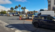 Una furgoneta y un porsche colisionan en la plaza de Ourense