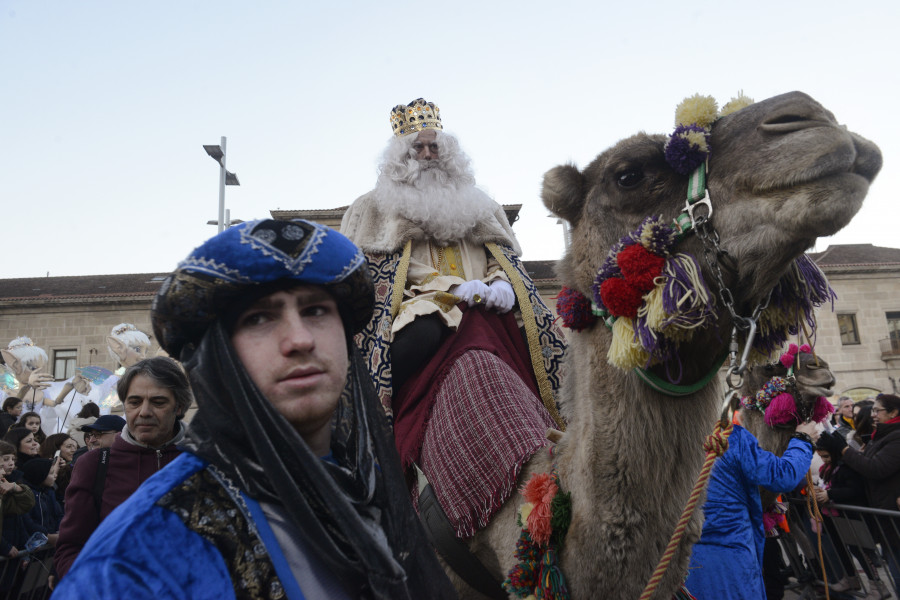 Animalistas critican el "desfile" de dromedarios en la cabalgata de Ourense