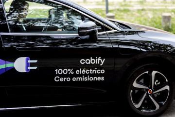 EuropaPress 4853408 vehiculos plataforma movilidad cabify reducen emisiones carbono 12101126