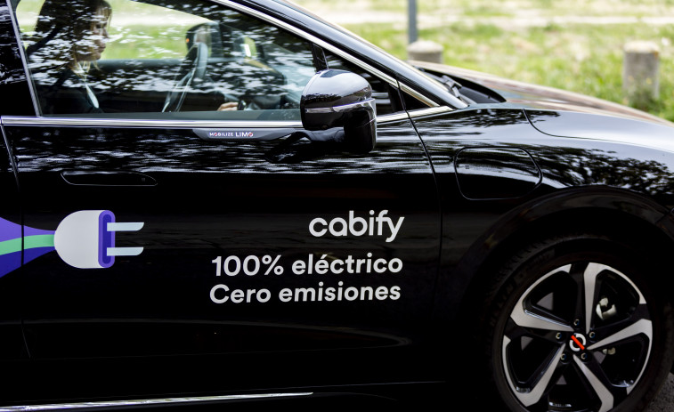 Condenan a dos hombres por un ataque racista a un conductor de Cabify imitando gestos de simio