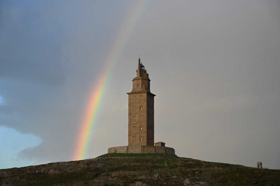 La Xunta invertirá 2,5 millones de euros en mejorar la Torre de Hércules y el Pasatiempo