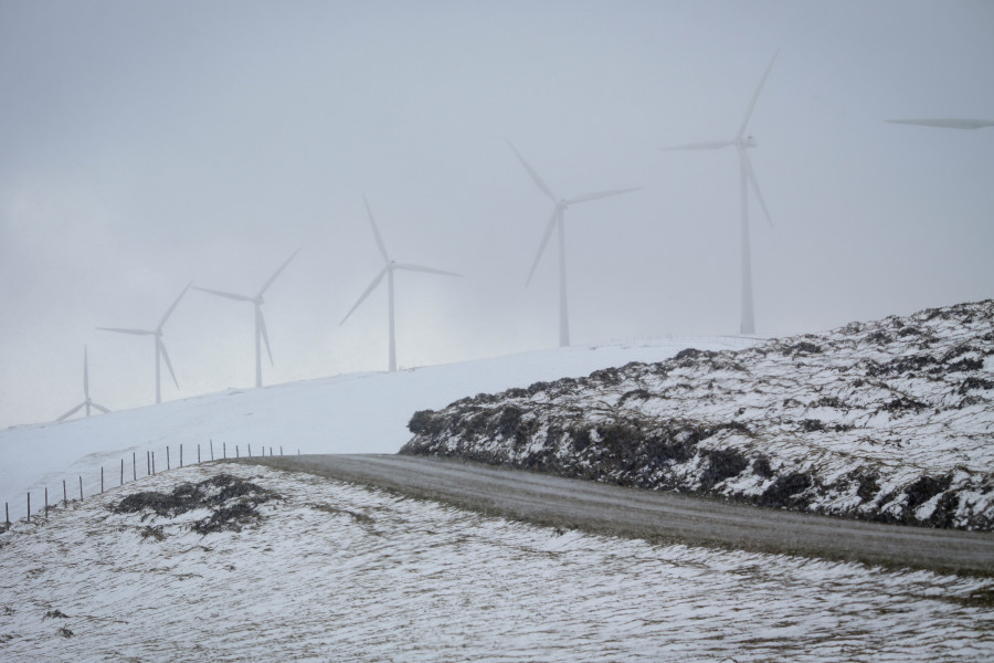 Chubascos ocasionales y aislados y cuota de nieve a 700 metros este domingo en Galicia