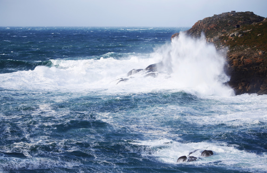 Activada la alerta naranja por temporal en toda la costa gallega