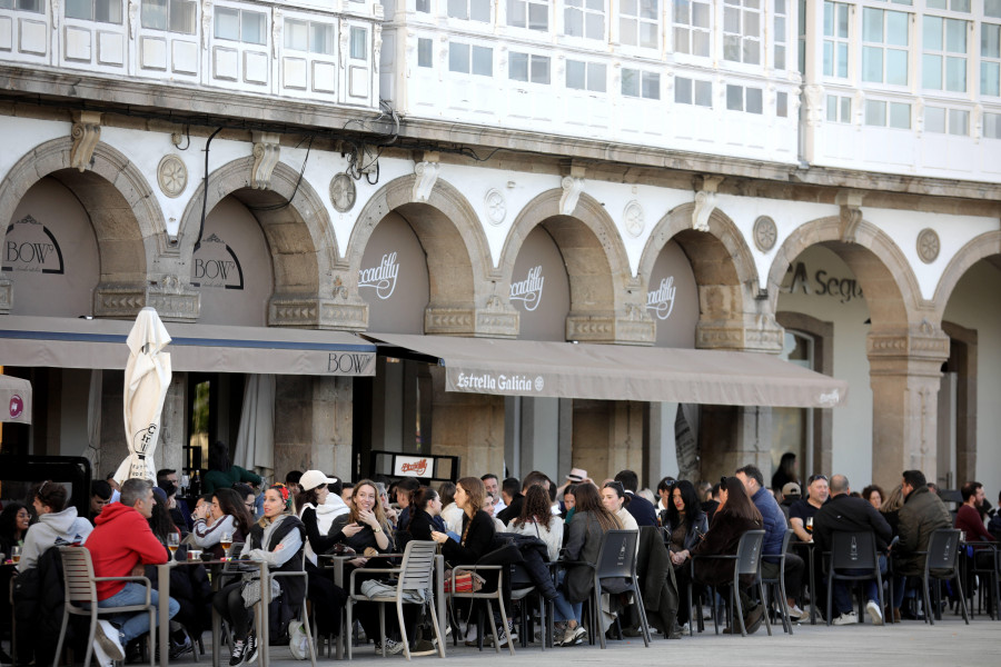 La hostelería y el ocio nocturno de A Coruña salvan con nota el tradicional peor trimestre