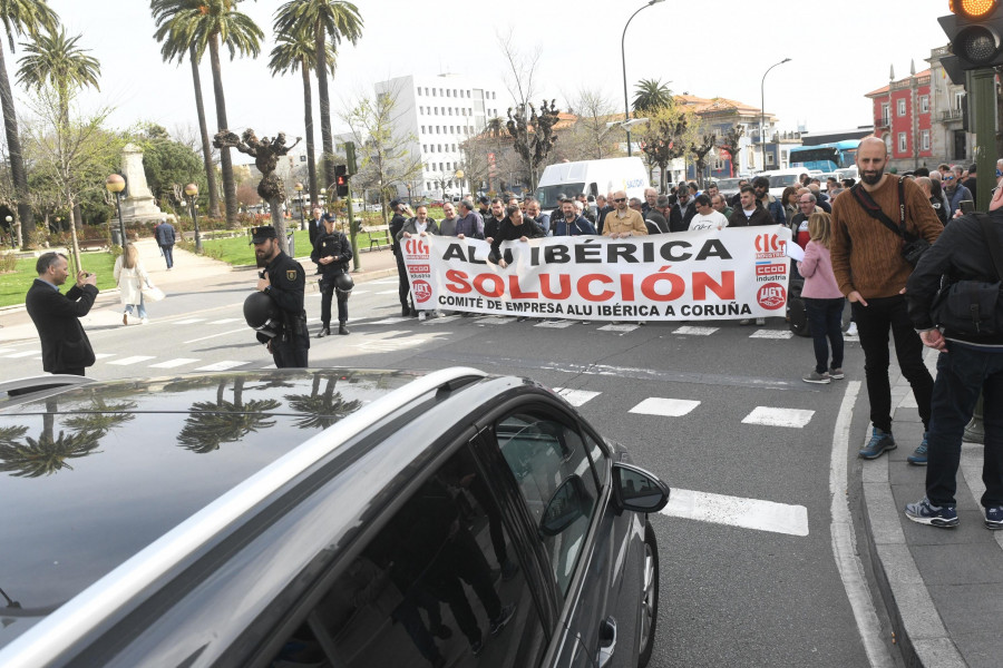 El BNG exige que el Fogasa adelante los 70 millones de indemnización a la plantilla de Alu Ibérica