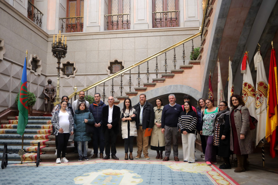 Más de tres mil miembros del pueblo gitano celebraron en A Coruña su efeméride