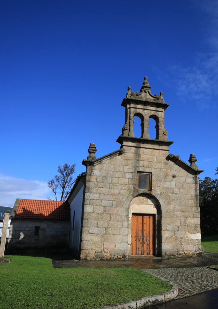 El Ayuntamiento ya trabaja para que la capilla de Oza se destine a usos sociales