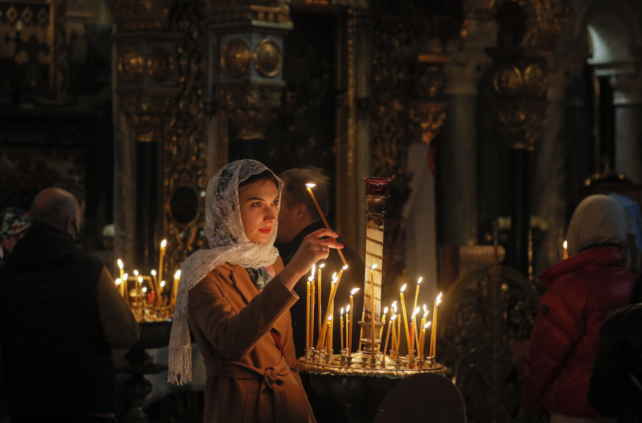 La celebración de la Pascua no provoca un cese de los combates en Ucrania