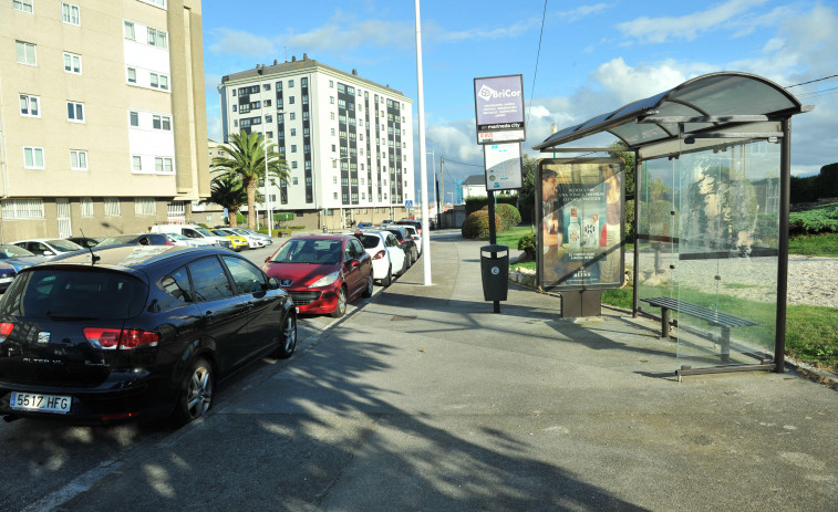 Final feliz para la reivindicación de la parada de bus de Jaime Hervada en A Coruña