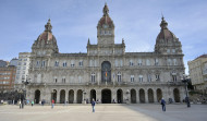 ¿Qué plaza es mejor, la de María Pita de A Coruña o la de O Obradoiro de Santiago?: Así fue la batalla