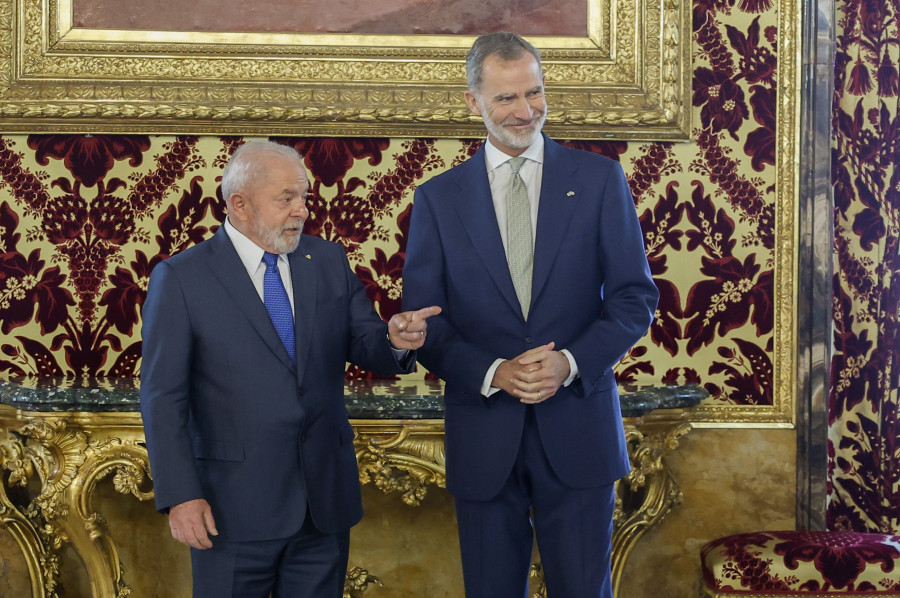 Felipe VI se reúne con Lula en el Palacio Real antes de ofrecerle un almuerzo
