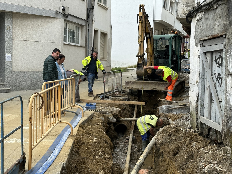 Betanzos inicia las obras de renovación de A Cruz Verde y Os Xudeos con la sustitución de toda la red de servicios con una inversión de más de 270.000 euros