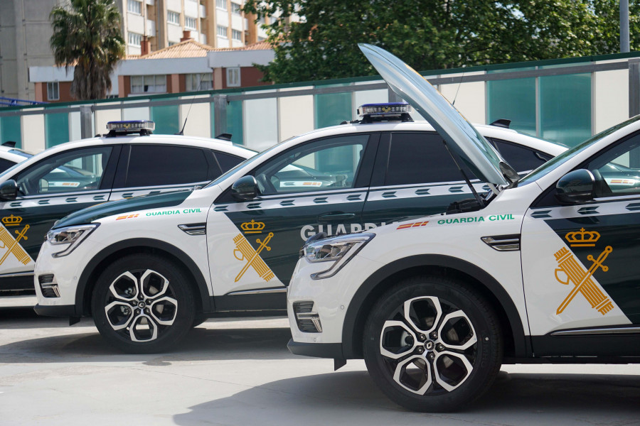 El 25% de los vehículos de la Guardia Civil de la Comandancia de Lonzas son híbridos o eléctricos