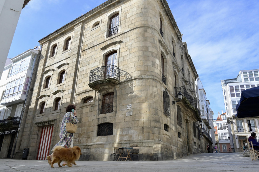 ¿Por qué no se puede visitar la Casa Cornide?, pregunta la Valedora do Pobo