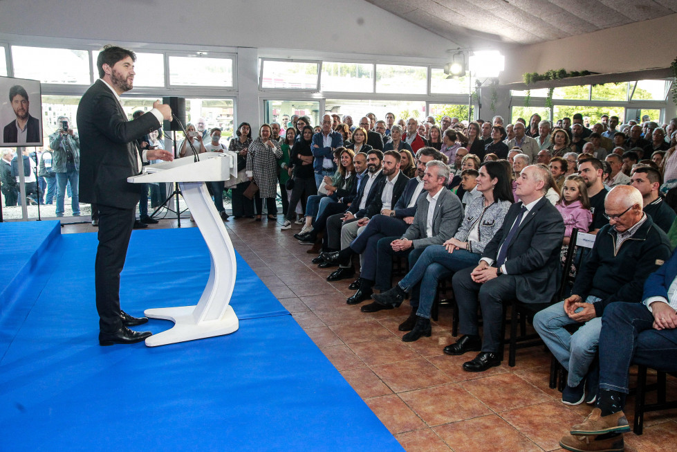 Presentación de la candidatura de Carlos Calvelo (6)