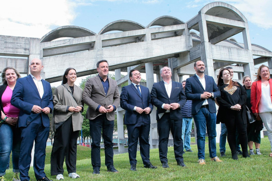 Albares respalda el equipo de José Ramón Rioboo para revalidar el cargo en Culleredo