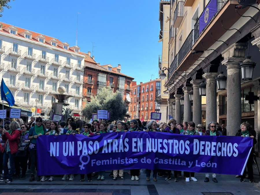 El Tribunal Constitucional avala la ley que penaliza el acoso a las mujeres que abortan