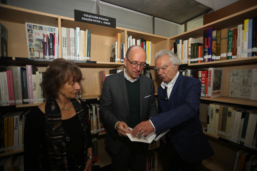 La biblioteca del museo de Belas Artes recibe "un pequeño tesoro" vinculado a Picasso