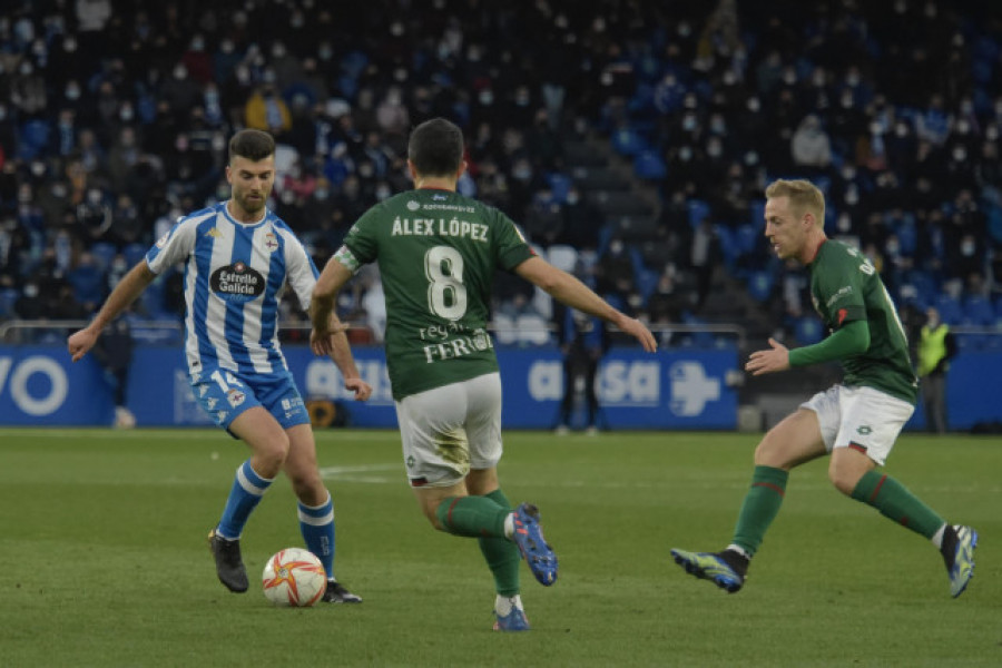 Calavera: "En Riazor será complicado, pero la eliminatoria es de 180 minutos"