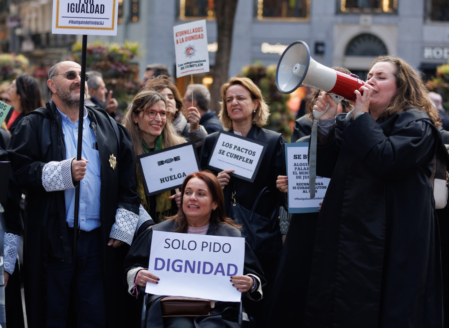 Los sindicatos de funcionarios de Justicia mantienen su huelga pese al adelanto electoral