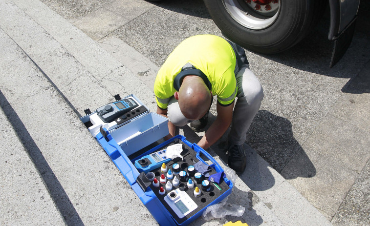 Barral ve ‘de sentido común’ descontar  del recibo del agua los días sin servicio en Betanzos