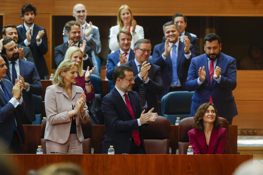 Ayuso, investida presidenta de la Comunidad de Madrid con mayoría absoluta del PP