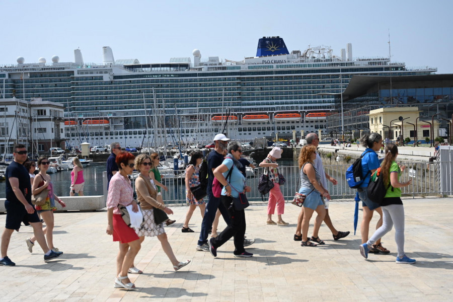 Récord del Puerto de A Coruña: llega a 300.000 cruceristas