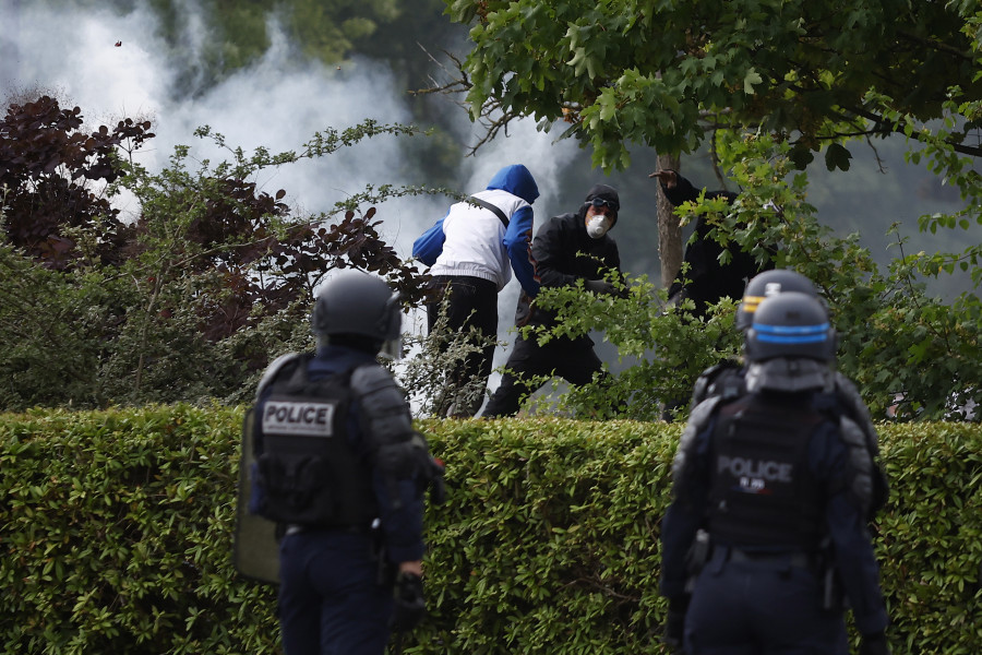 Encarcelado el policía autor de la muerte del menor en Nanterre que degeneró en disturbios