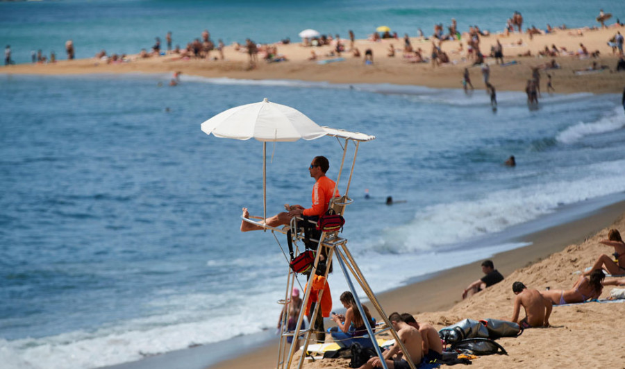 Ocho fallecidos en playas y piscinas durante el fin de semana, entre ellos, un niño