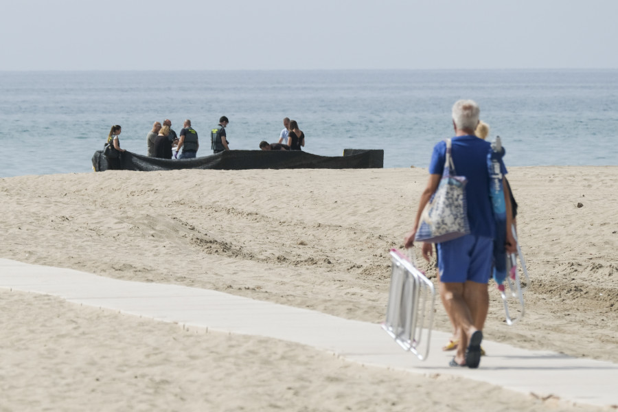 Localizan el cadáver de un niño "de unos dos años" en la playa de Roda de Berà