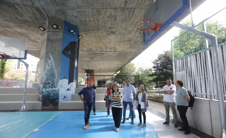 Los monopatines ya ruedan por el skate park de Cuatro Caminos desde medianoche