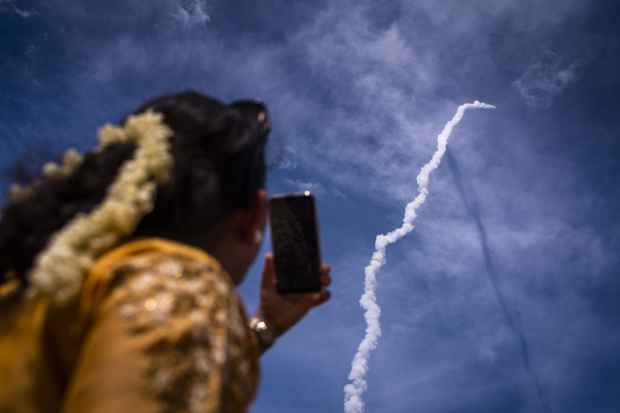 La India manda a la Luna sus sueños con su misión espacial Chandrayaan-3