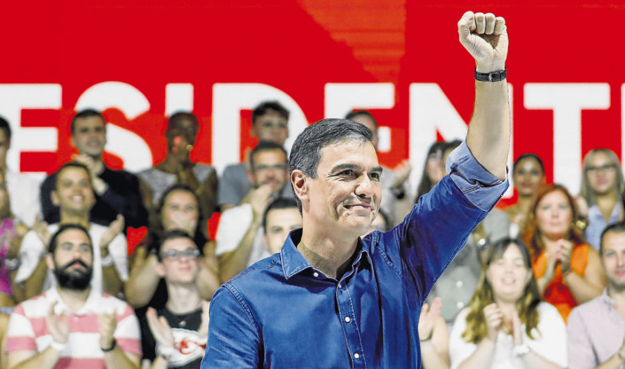 El PSOE se lanza a por el voto joven y el PP aspira a gobernar en solitario