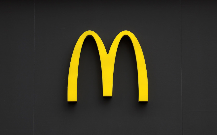 Jurado de EEUU otorga 714.080 euros a una menor que se quemó con un McNugget de McDonald's