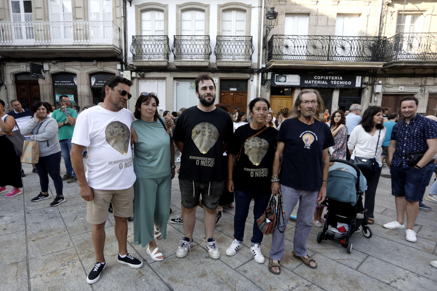 Betanzos grita "Queremos Globo" porque 'As Tradicións non se Tocan'