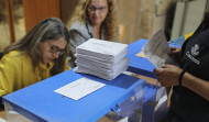 El recuento del voto exterior comienza este viernes, con nueve escaños en juego que pueden alterar las mayorías