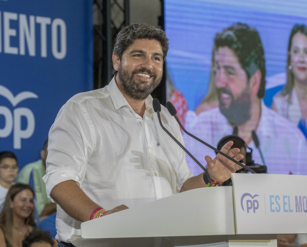 El presidente en funciones de la Comunidad de Murcia, Fernando López Mira