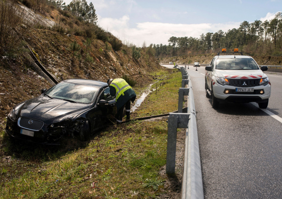 El joven que causó el accidente en el que murieron un vigués y su hija de 13 meses denunciará a Transportes